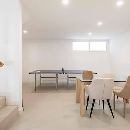 Nyaraló Seaview House With Rooftop Pool, Game Room, Parking Rems Torremolinos