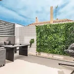 Seaview House With Rooftop Pool, Game Room, Parking Rems *