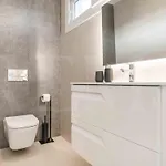 Seaview House With Rooftop Pool, Game Room, Parking Rems Торремолинос