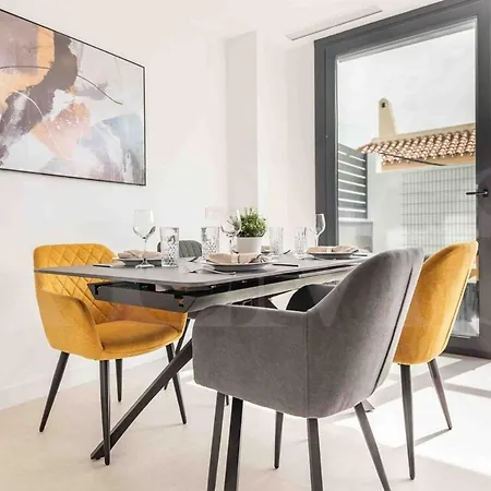 Seaview House With Rooftop Pool, Game Room, Parking Rems Casa vacanze Torremolinos