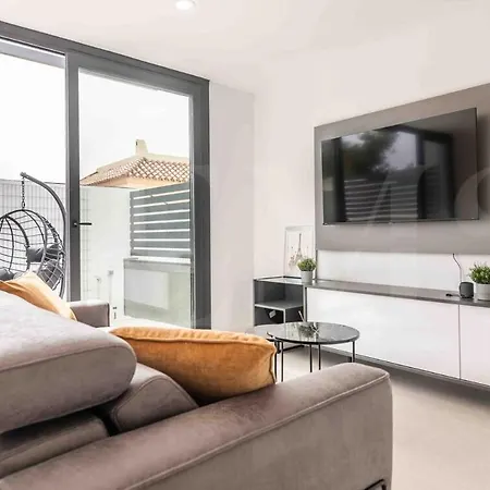Holiday home Seaview House With Rooftop Pool, Game Room, Parking Rems
