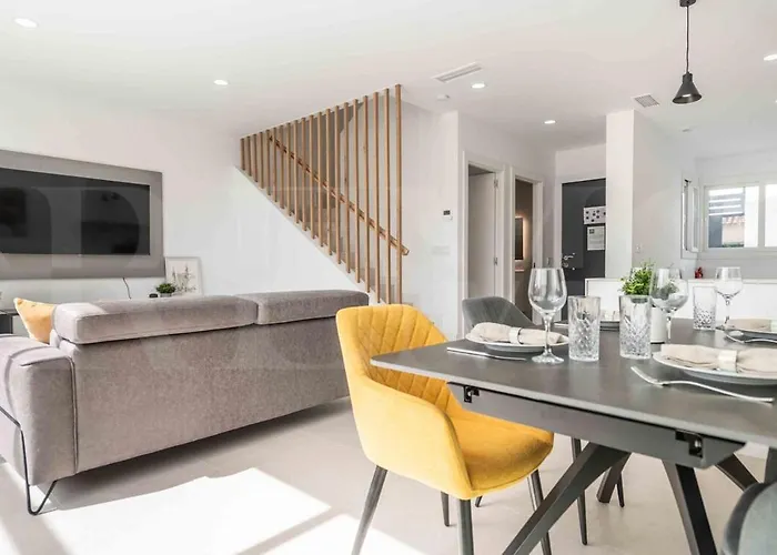 Seaview House With Rooftop Pool, Game Room, Parking Rems * 토레몰리노스