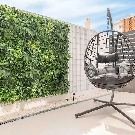 Seaview House With Rooftop Pool, Game Room, Parking Rems Dom wakacyjny Torremolinos