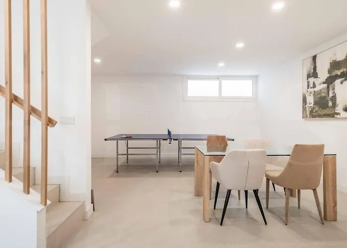 Feriehus Seaview House With Rooftop Pool, Game Room, Parking Rems Torremolinos