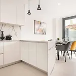 Seaview House With Rooftop Pool, Game Room, Parking Rems