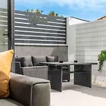 Seaview House With Rooftop Pool, Game Room, Parking Rems Торремолінос